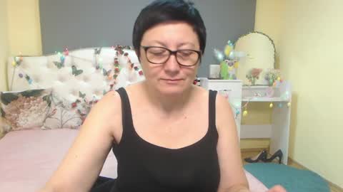 Emily online show from April 2026 09:41:02 PM
