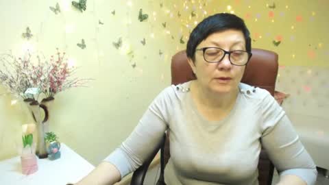 Emily online show from April 2026 05:16:01 AM