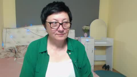 Emily online show from May 2026 06:04:01 PM