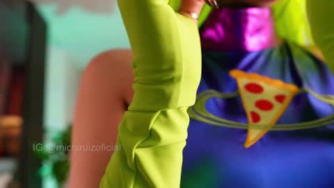 Snapshot of emilylittle chatting on October 2025 04:09:02 AM emmy i see you 6pm online show from October 2025 04:09:02 AM