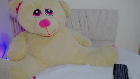 EMI online show from November 2025 02:05:04 PM