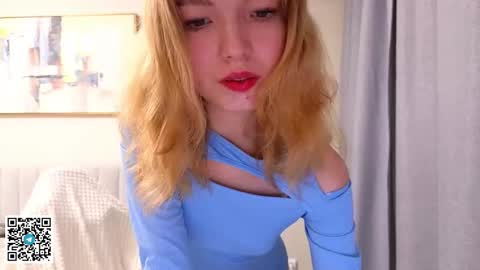 Emily online show from October 2025 05:14:02 PM