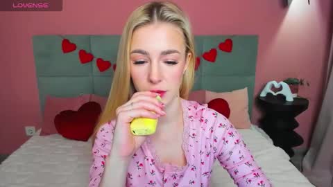 emilymagnificent online show from February 2026 01:40:02 AM