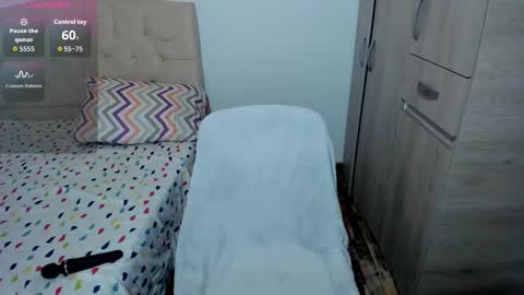 Emily online show from December 2025 04:14:02 PM