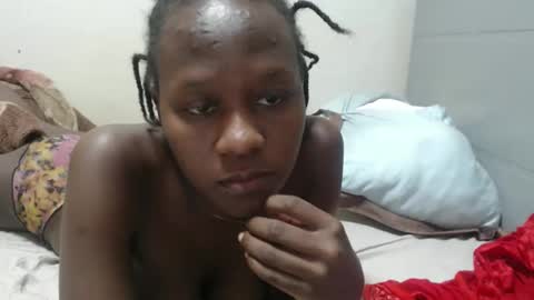 Emilly online show from April 2026 09:50:02 PM