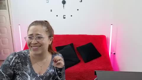 emily  friends online show from October 2025 11:24:01 PM