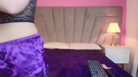 emily online show from January 2026 07:19:02 PM