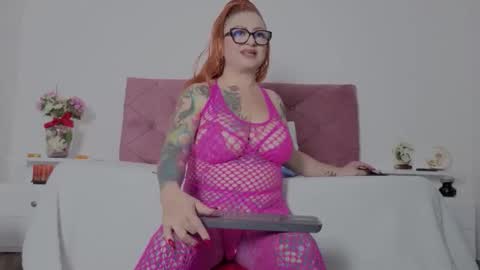 Snapshot of emilyrousse71 chatting on February 2026 07:28:02 PM emily rousse online show from February 2026 07:28:02 PM