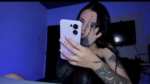 Snapshot of emilyrymer chatting on April 2026 10:36:02 PM Emily Support me to have 100 likes plx online show from April 2026 10:36:02 PM