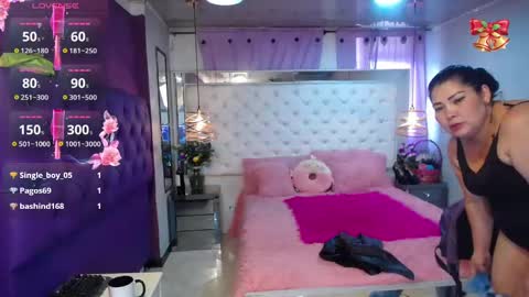 Emily online show from December 2024 06:56:02 PM