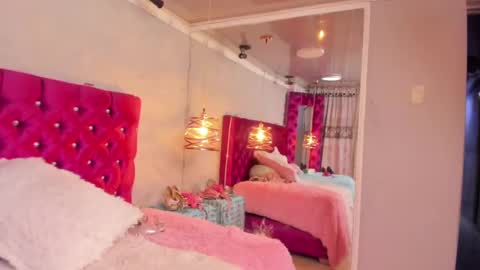 Emily online show from December 2024 05:58:01 AM