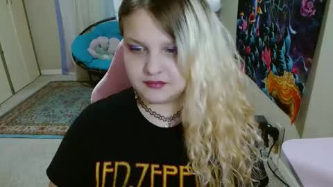 Snapshot of emilyshaze chatting on January 2025 04:44:01 AM emily haze online show from January 2025 04:44:01 AM