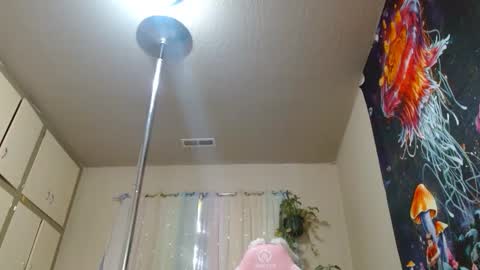 Snapshot of emilyshaze chatting on January 2025 09:40:02 PM emily haze online show from January 2025 09:40:02 PM