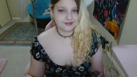 Snapshot of emilyshaze chatting on January 2025 02:53:02 AM emily haze online show from January 2025 02:53:02 AM