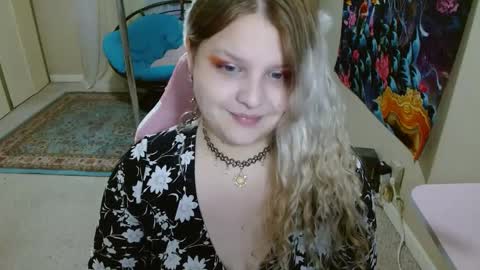Snapshot of emilyshaze chatting on February 2025 10:54:01 PM emily haze online show from February 2025 10:54:01 PM