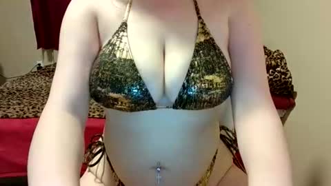 emilysparkss online show from April 2026 12:02:02 AM