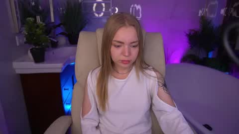  MY NAME IS Emily WELCOME EVERYONE I WILL BE HAPPY TO GIVE YOU WHAT YOU HAVE DREAMED OF FOR SO LONG online show from June 2026 05:49:01 AM