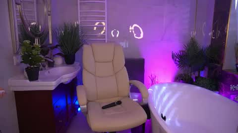  MY NAME IS Emily WELCOME EVERYONE I WILL BE HAPPY TO GIVE YOU WHAT YOU HAVE DREAMED OF FOR SO LONG online show from June 2026 06:37:02 AM