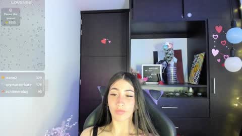 Snapshot of emilytafur chatting on February 2025 03:08:02 AM Emy online show from February 2025 03:08:02 AM