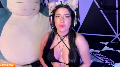 Snapshot of emilythemachine chatting on February 2025 01:55:02 AM emilythemachine online show from February 2025 01:55:02 AM