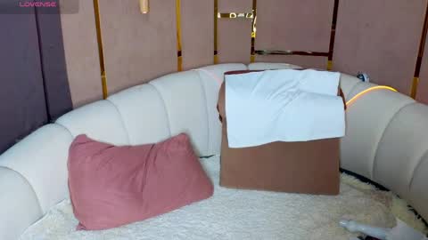 Emily wish-list  online show from May 2026 03:39:02 PM