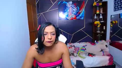 Snapshot of emilytssweet chatting on October 2025 02:23:02 PM Emily online show from October 2025 02:23:02 PM