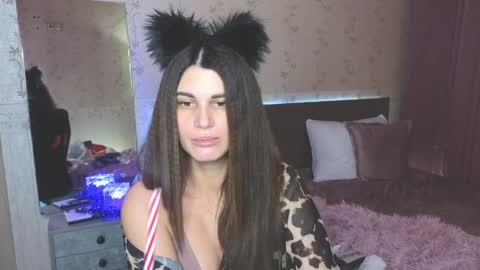 Snapshot of emilytucker chatting on December 2024 08:00:02 AM Emily online show from December 2024 08:00:02 AM