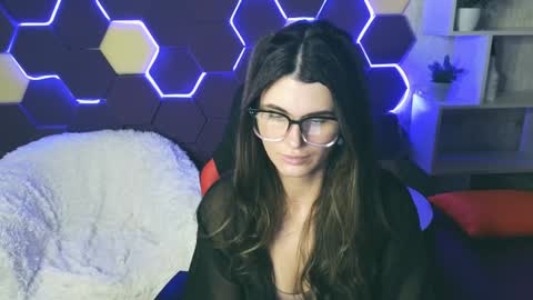 Snapshot of emilytucker chatting on January 2025 10:38:01 AM Emily online show from January 2025 10:38:01 AM