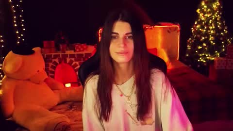 Snapshot of emilytucker chatting on January 2026 02:49:02 AM Emily online show from January 2026 02:49:02 AM