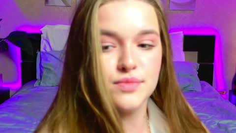 emilywhisperawesome online show from April 2026 09:41:02 PM