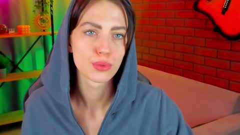 Snapshot of emilywiled chatting on December 2024 09:17:01 AM Emily online show from December 2024 09:17:01 AM