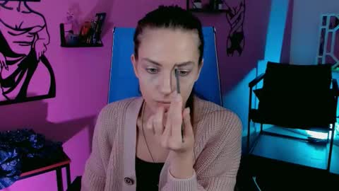 Emily online show from September 2025 08:52:01 AM