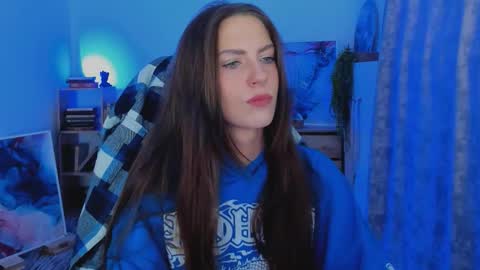 Emily online show from October 2025 08:20:01 AM