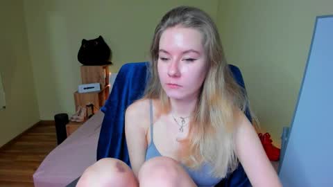 Snapshot of emilyy____ chatting on February 2025 06:24:01 AM Emily online show from February 2025 06:24:01 AM