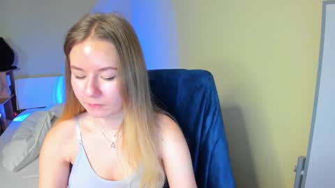 Snapshot of emilyy____ chatting on February 2025 10:31:02 AM Emily online show from February 2025 10:31:02 AM