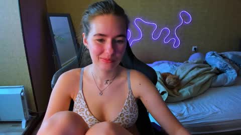 Emily online show from May 2026 10:09:02 AM