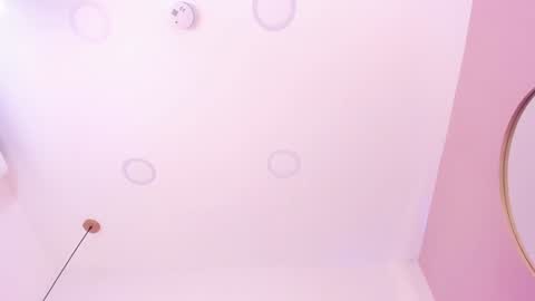 Snapshot of emilyy_bank chatting on December 2024 02:38:01 AM Emily Bank online show from December 2024 02:38:01 AM
