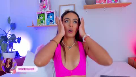 Emily Bank online show from October 2025 06:47:02 PM