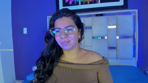 emilyy_cooperr online show from February 2026 12:14:01 PM