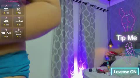 emilyy_r online show from February 2026 06:53:02 PM