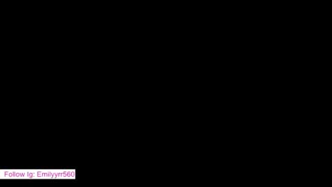 emilyy_r online show from April 2026 07:00:01 PM