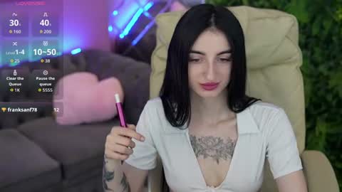 emilyymoon online show from June 2026 05:39:01 AM