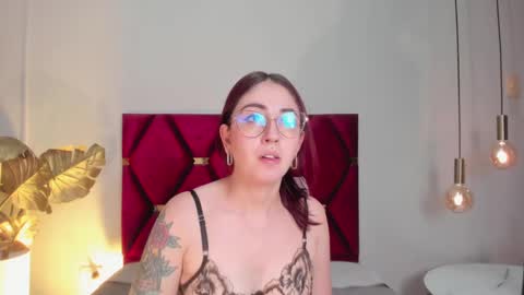 Snapshot of emilyywatson chatting on September 2025 11:48:02 PM Emilyy Watson online show from September 2025 11:48:02 PM