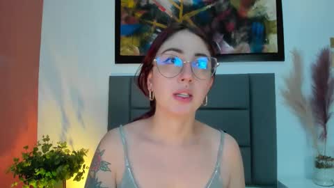 Snapshot of emilyywatson chatting on September 2025 02:16:02 PM Emilyy Watson online show from September 2025 02:16:02 PM