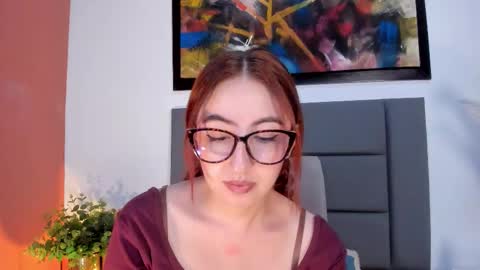 Emilyy Watson online show from November 2025 12:57:02 AM