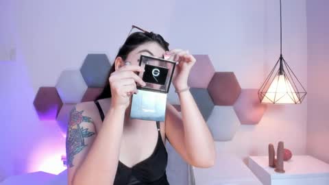 Emilyy Watson online show from May 2026 12:39:01 AM