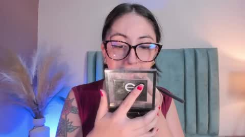 Snapshot of emilyywatson chatting on June 2026 12:49:01 AM Emilyy Watson online show from June 2026 12:49:01 AM
