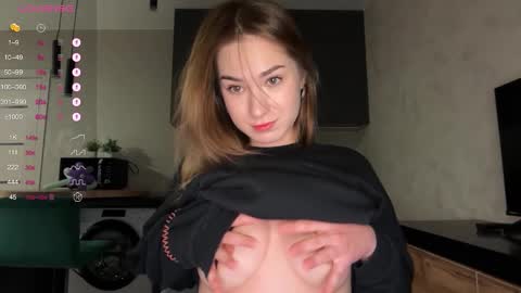 Snapshot of eminemswife chatting on March 2026 12:14:01 AM Nadya online show from March 2026 12:14:01 AM