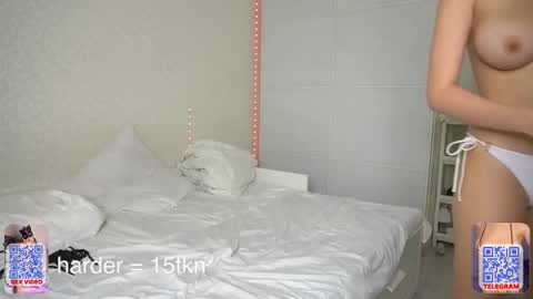 Snapshot of eminent_eva chatting on December 2025 05:43:02 PM Eminent Eva online show from December 2025 05:43:02 PM