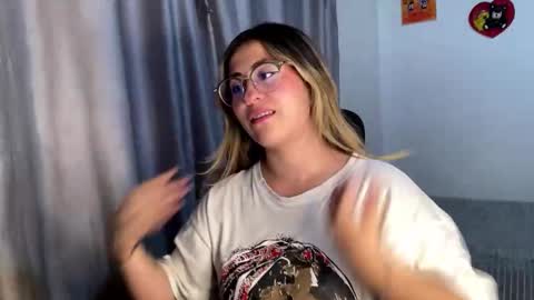 Emma Is here online show from November 2025 10:31:02 PM